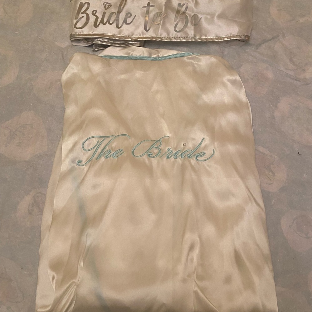 Linea Donatella Cream Bridal Robe Set with Sash